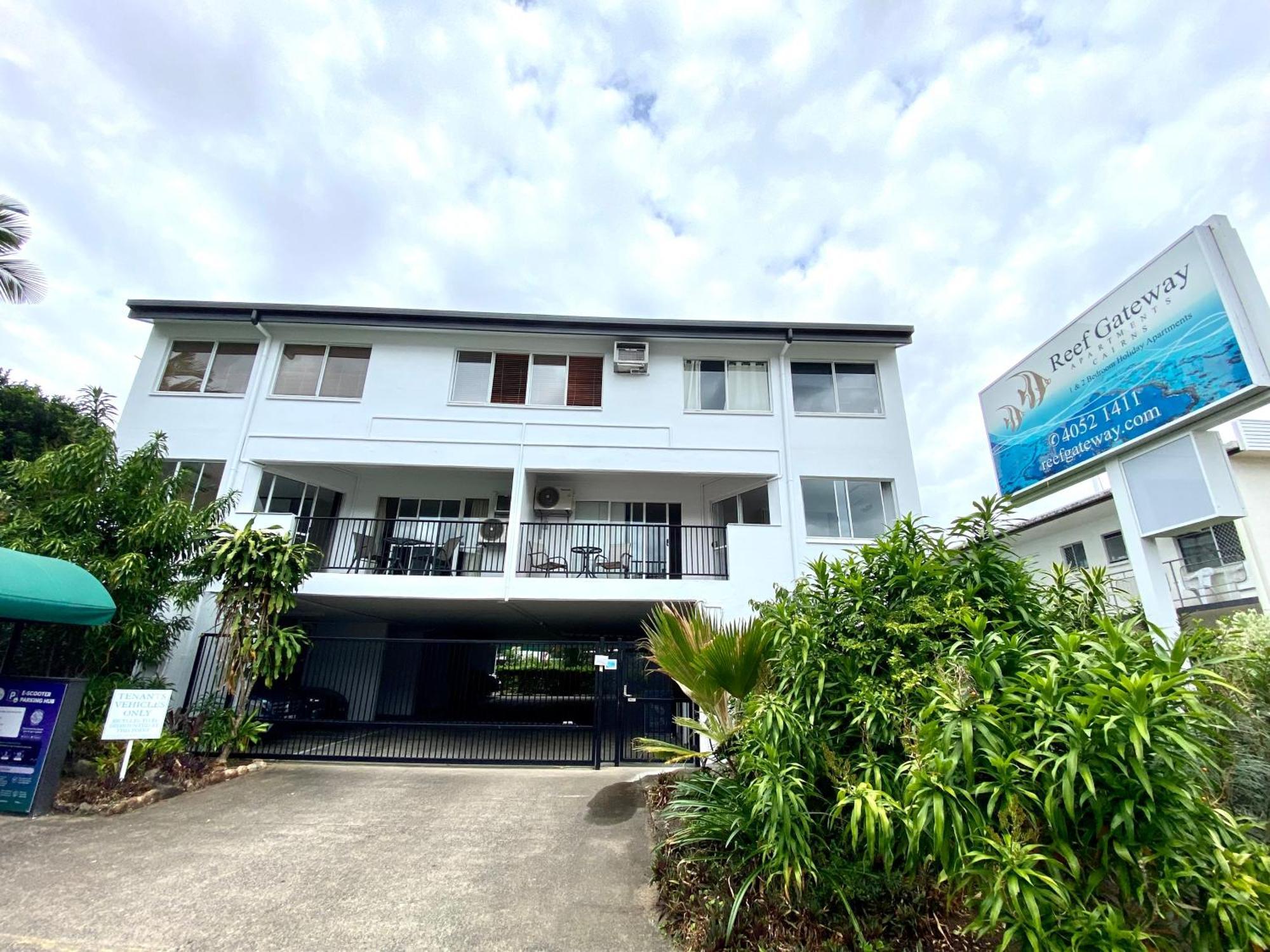 Reef Gateway Apartments Cairns Bagian luar foto